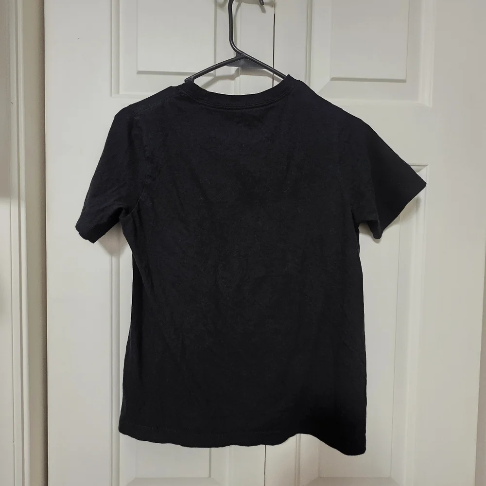 The Nike Tee Kids Size Large